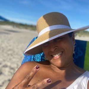 Meet your Posher, Yliana